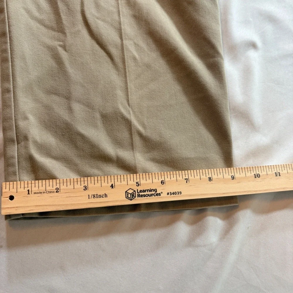 Dockers Chinos Mens 36x31 Khaki Tan Classic Fit Pleated No Wrinkle Cotton Pants